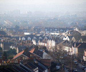 Living near major roads increases the risk of dementia