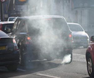 A quarter of children at London schools breathe toxic air